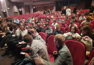 Z WIZYTĄ W TEATRZE