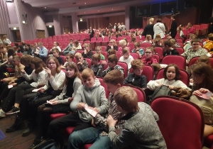 Z WIZYTĄ W TEATRZE